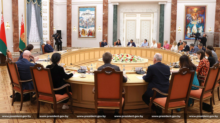 В день мятежа Вагнера Лукашенко был готов перебросить белорусскую армию для защиты Москвы