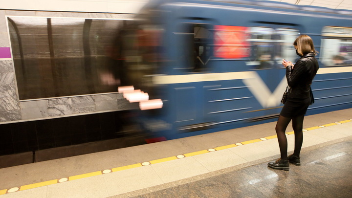 В Санкт-Петербурге перестанут пускать в транспорт пассажиров без масок
