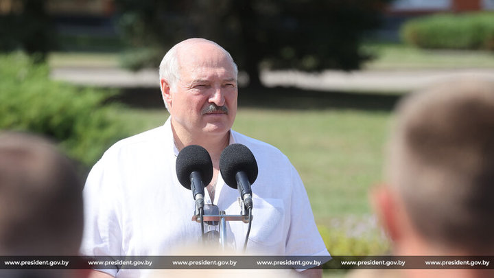 Лукашенко заявил о недопустимости войны для белорусов при его правлении