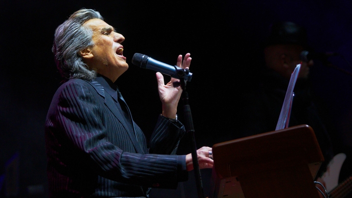 Причина смерти Тото Кутуньо: певец умер в миланской больнице