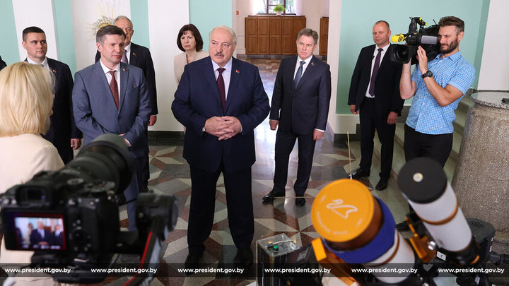 Лукашенко раскритиковал многих ректоров белорусских вузов