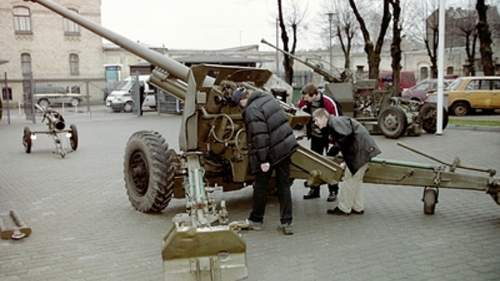 Украинские артиллеристы уничтожили собственных сослуживцев, пожелавших сдаться в плен
