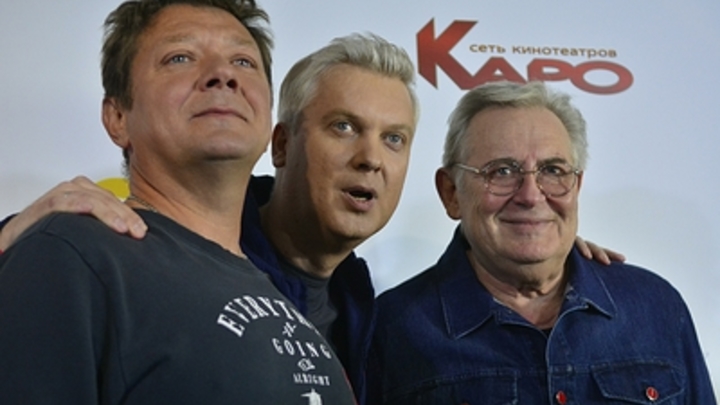 На ТНТ появится сериал про Сергея Светлакова