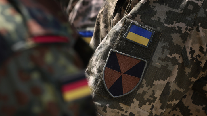 Украину охватил вирус ненависти: Запад затеял циничную игру под шумок конфликта