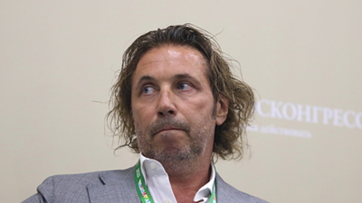 Известный футболист Александр Мостовой призвал не пускать белорусские клубы в РПЛ