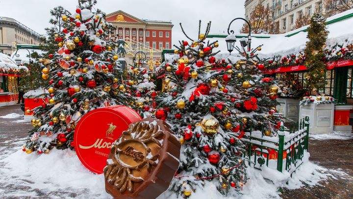 Москвичей пригласили на бесплатные чаепития на Тверской площади