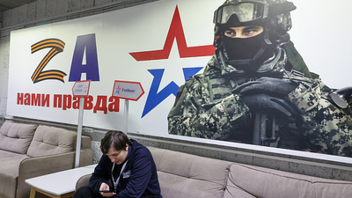 Батальон Богдана Хмельницкого, сформированный из пленных украинцев, провёл бой с ВСУ