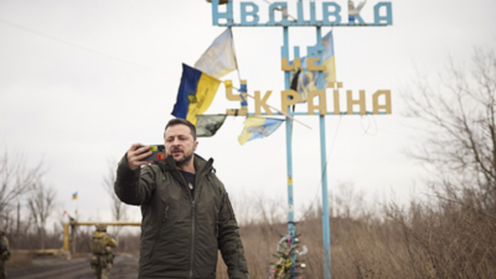 Зеленский планирует перенести боевые действия в Крым