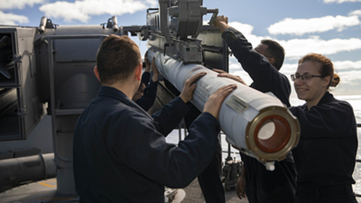 США передадут Украине зенитные ракеты Sea Sparrow для борьбы с ВКС России