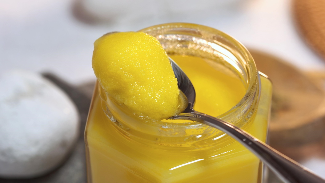 полезное сливочное масло. можно ли есть сливочное масло при холестерине. можно ли есть сливочное масло при холестерине. сливочное масло полезно. подсолнечное масло без холестерина.