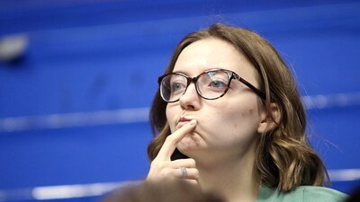 Учёные перечислили 5 внешних признаков умного человека
