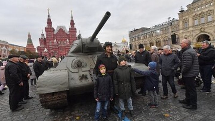 Стоит ли отмечать мужской день: История возникновения праздника 23 февраля