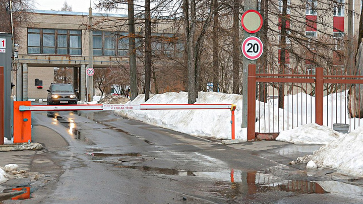 В больницу без тряски: в двух городах Поморья отремонтируют подъезды к медицинским учреждениям