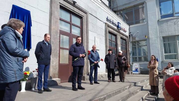 В Архангельске открыли мемориальную доску Ивану Жукову