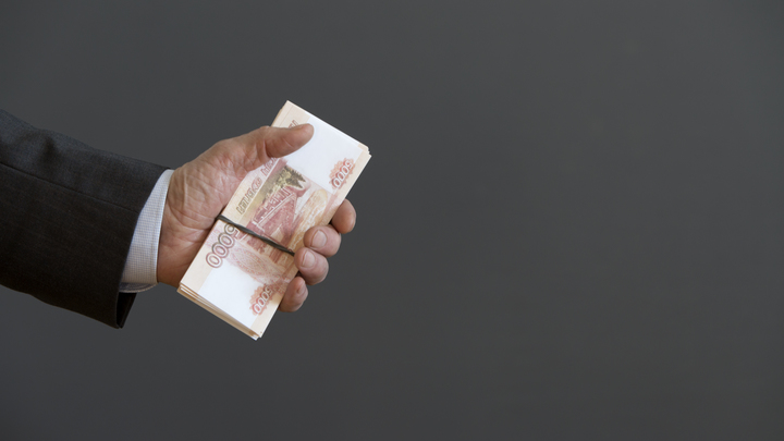 Скандал с Семигиным в деталях: Иск к русскому солдату оказался не единственным на счету обидчивого депутата