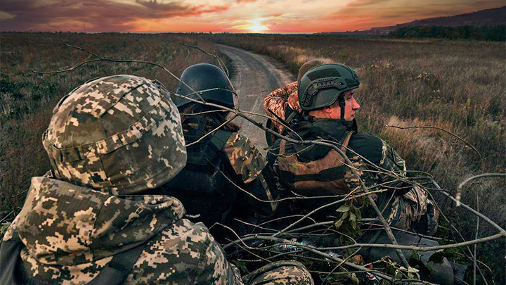 Они стали копировать нашу тактику: На Крым высадится десант, о котором молчат сводки