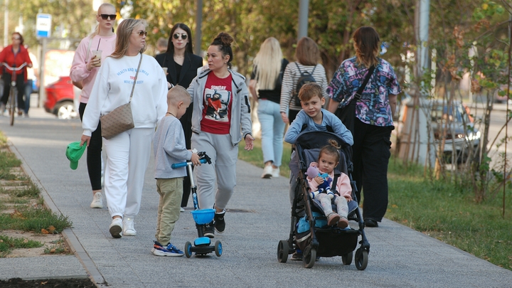 Всемирный день родителей 2024: поздравления в стихах и прозе