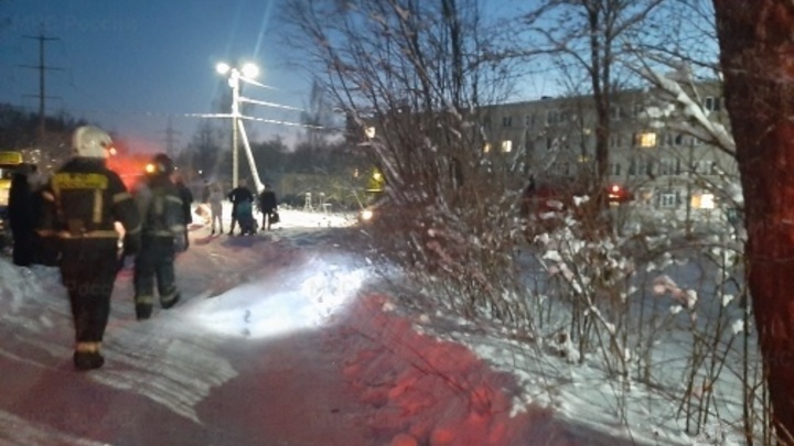 В Петушках на пожаре двухэтажного дома пострадали мужчина и женщина