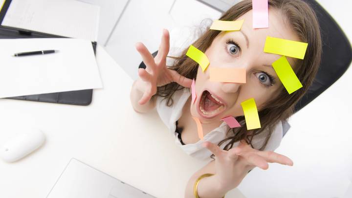 День трудоголиков 2024: поздравления в стихах и прозе