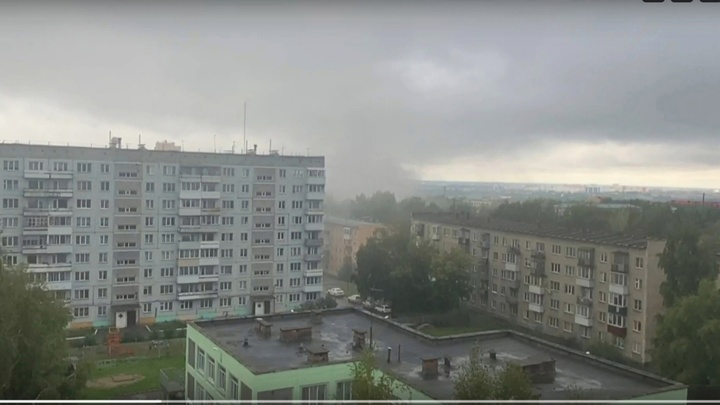 Травят с зоны: новосибирцы пожаловались на едкий дым от ИК №18