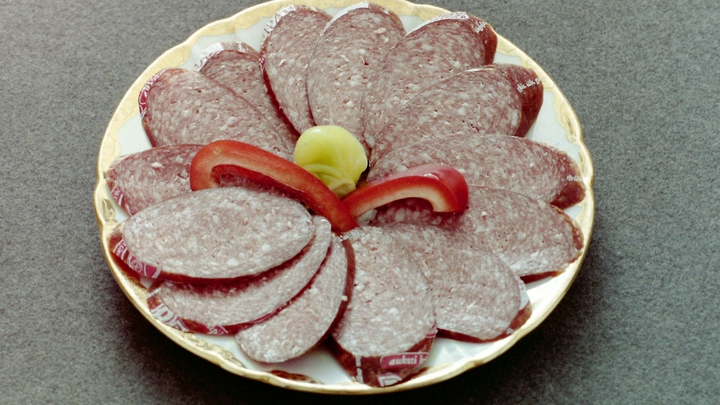 Врач Губарёва назвала новогодние блюда, вредные для детей до 5 лет