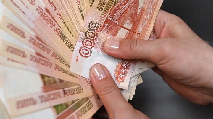 Каждый житель Ивановской области хранит на вкладах в среднем 230,9 тысячи рублей