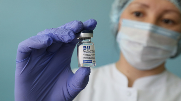 В МФЦ Кургана открыли пункт массовой вакцинации от коронавируса