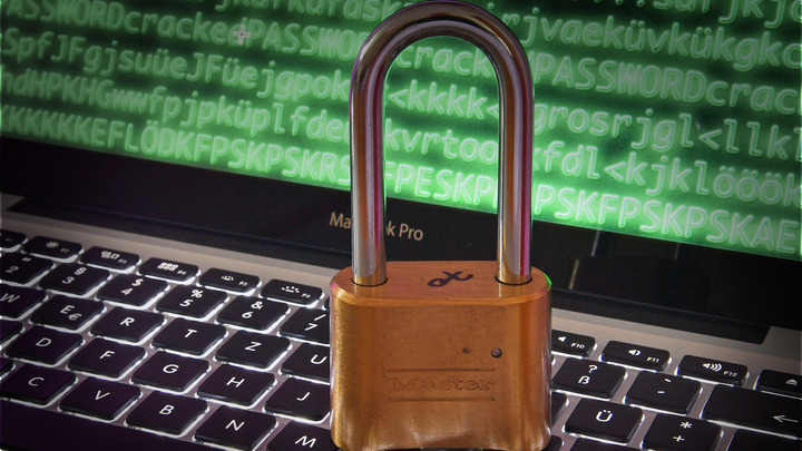 В России через два года исчезнет интернет: В Bellingcat придумали новую сенсацию