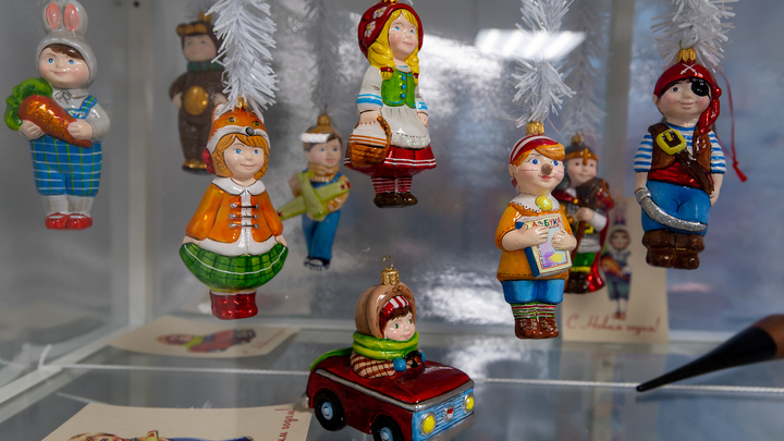 Для жителей Акимовки проводится конкурс на лучшую новогоднюю игрушку