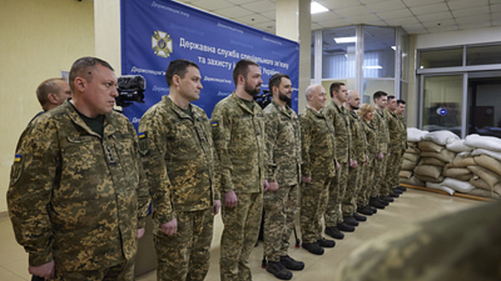 Боевики устроили облаву на украинцев: Русский генерал рассказал, что творят с подозреваемыми