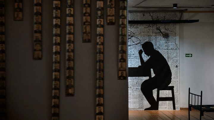 В Казань этапировали киллера из 90-х: Главарь ОПГ скрывался под поддельным паспортом