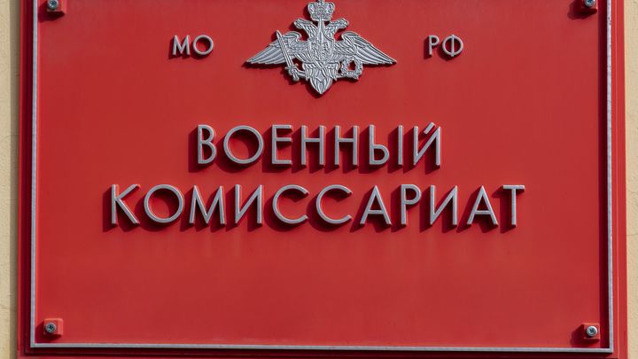 Отметить день призывника помогут два замечательных фильма
