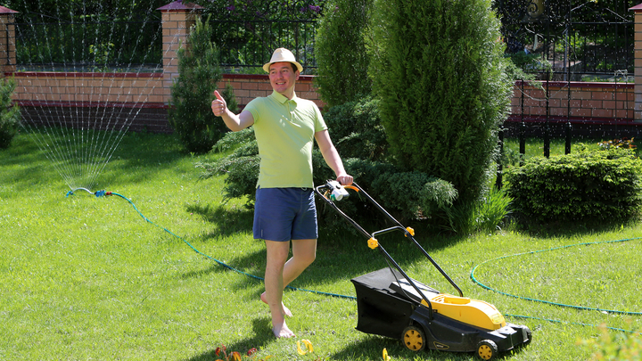 Назван самый выгодный для отпуска летний месяц в 2024 году