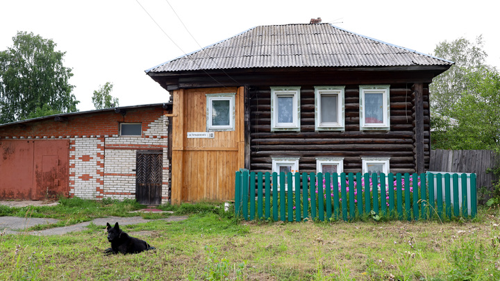 Пятнадцатилетнюю девочку 17 часов держали в доме пыток трое мужчин: Уголовное дело возбуждать отказались