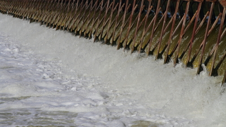 ВСУ обстреляли ракетами ГЭС в Новой Каховке, есть пострадавшие