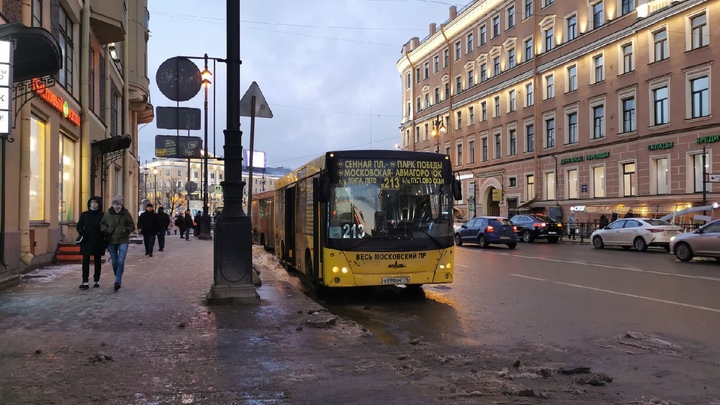 В Петербурге закрылось генконсульство Украины