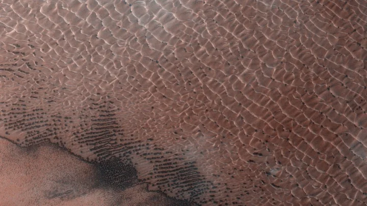 Русские ученые подтвердили существование рек на Марсе