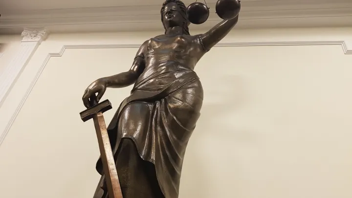 Мстил за неудачи: мигрант возомнил себя сверхчеловеком и погубил 14 людей