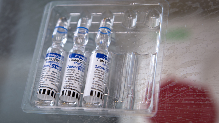 Стало известно, когда в Свердловскую область поступит вакцина от COVID-19 для детей