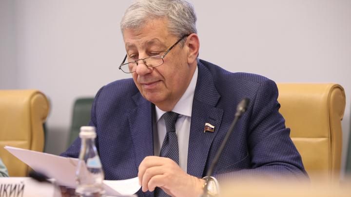Чернецкий не будет бороться за кресло сенатора - ему подыскали новую должность в Екатеринбурге