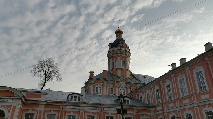 Ко дню памяти святого саркофаг и раку Александра Невского перевезут в лавру