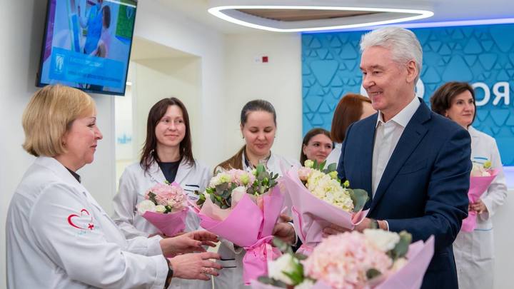 Собянин поздравил всех женщин-врачей и медсестёр столицы с наступающим 8 Марта