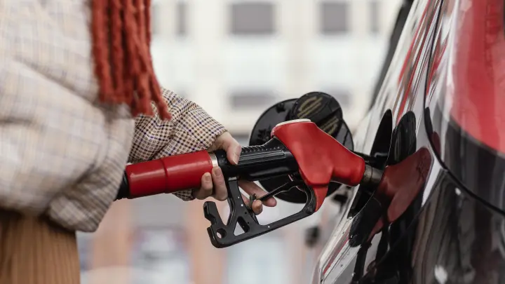 В Кремле сделали заявление о стоимости бензина из-за войны в Иране