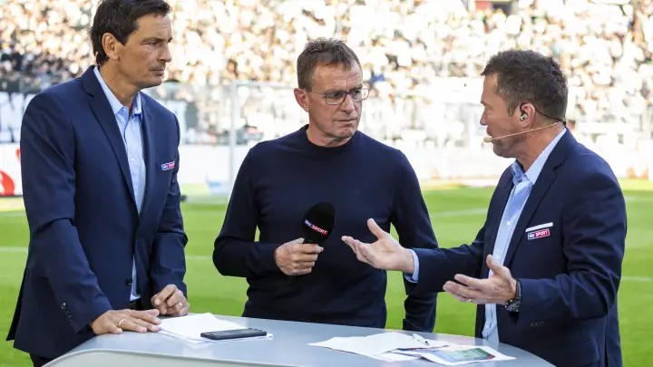 День PR-специалиста в России: поздравления в стихах и прозе