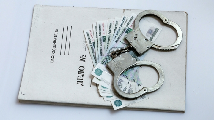 В Прокопьевске перед судом предстанет спортсмен, который обвиняется в контрабанде сильнодействующих