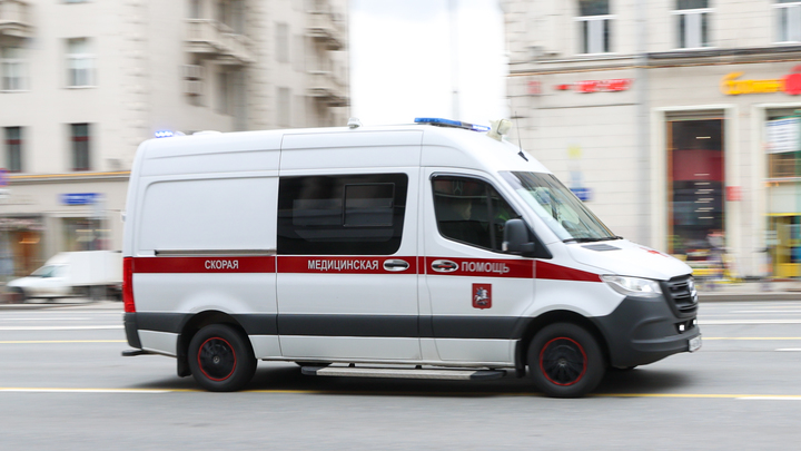 В Перми ребенок выпал из окна второго этажа