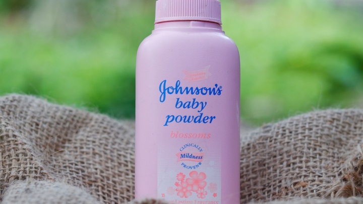 Детский тальк с онкологией: Johnson & Johnson теряет миллиарды, но стоит на своем