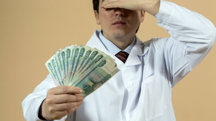 Опрос о зарплатах в России: Каждый второй удивил ответом