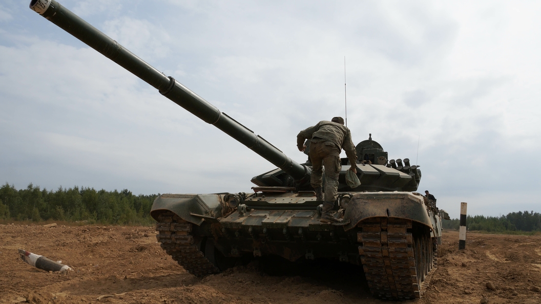 Украина собралась стрелять по Донбассу из танков, которые русские ввели в Германию Украина собралась стрелять по Донбассу из танков, которые русские ввели в Германию
