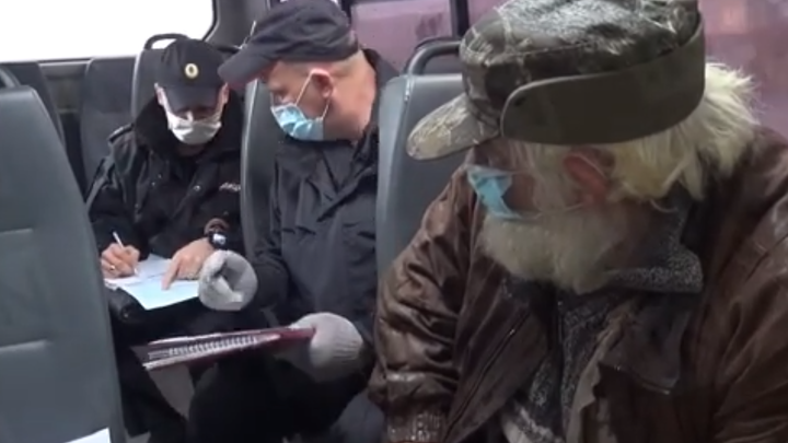 В Иванове полицейские составили протокол на пенсионера, который нарушил домашний режим